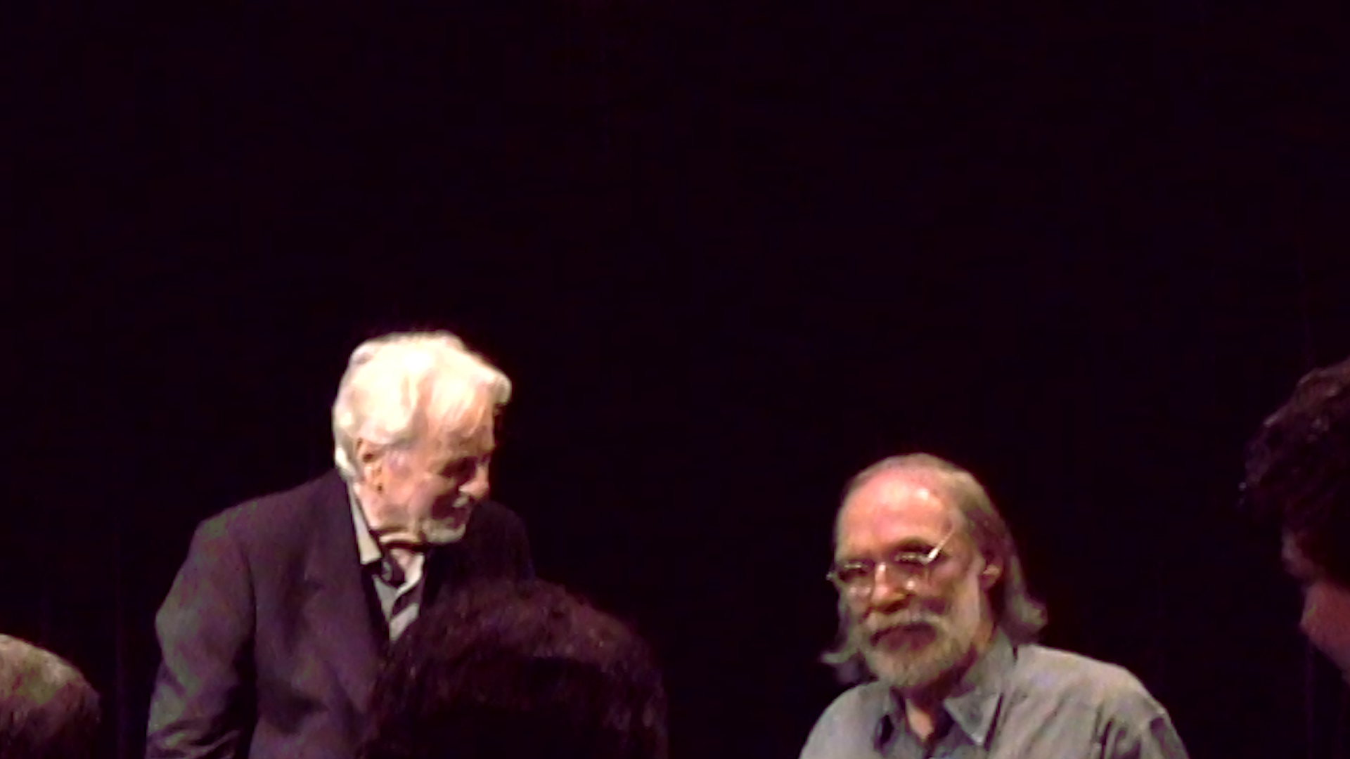 A Nau dos Loucos: Mergulho e Decolagem de Pazucus